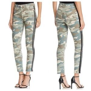 MOTHER High Waisted Looker Ankle Fray Jeans in See Me Run Size 27